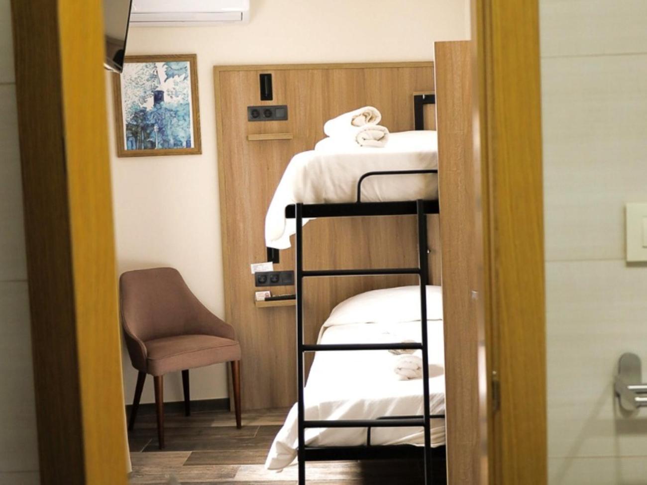 Hospedium Dlj Hostal Tematico Desde La Juderia Arjona Kültér fotó