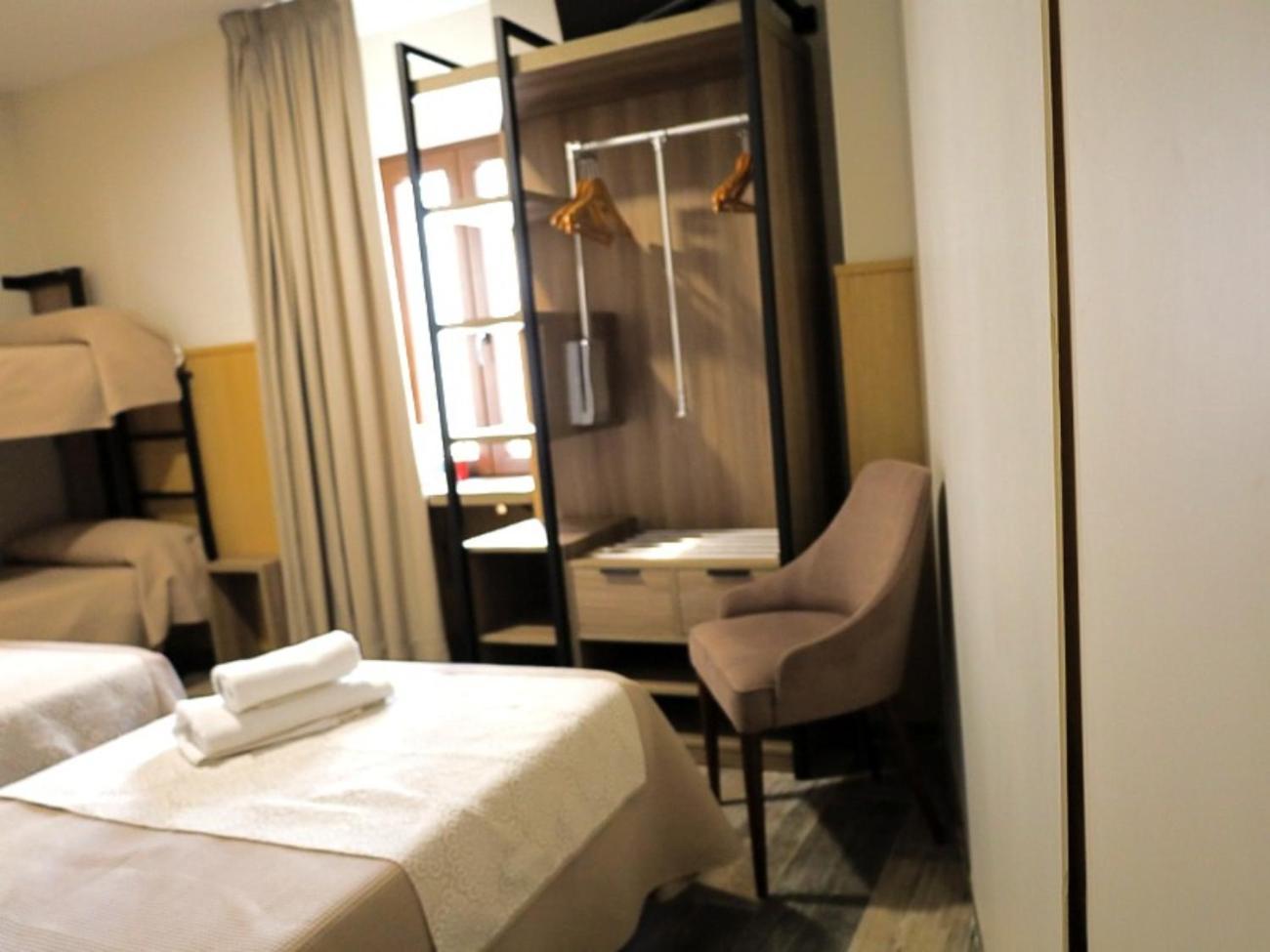 Hospedium Dlj Hostal Tematico Desde La Juderia Arjona Kültér fotó
